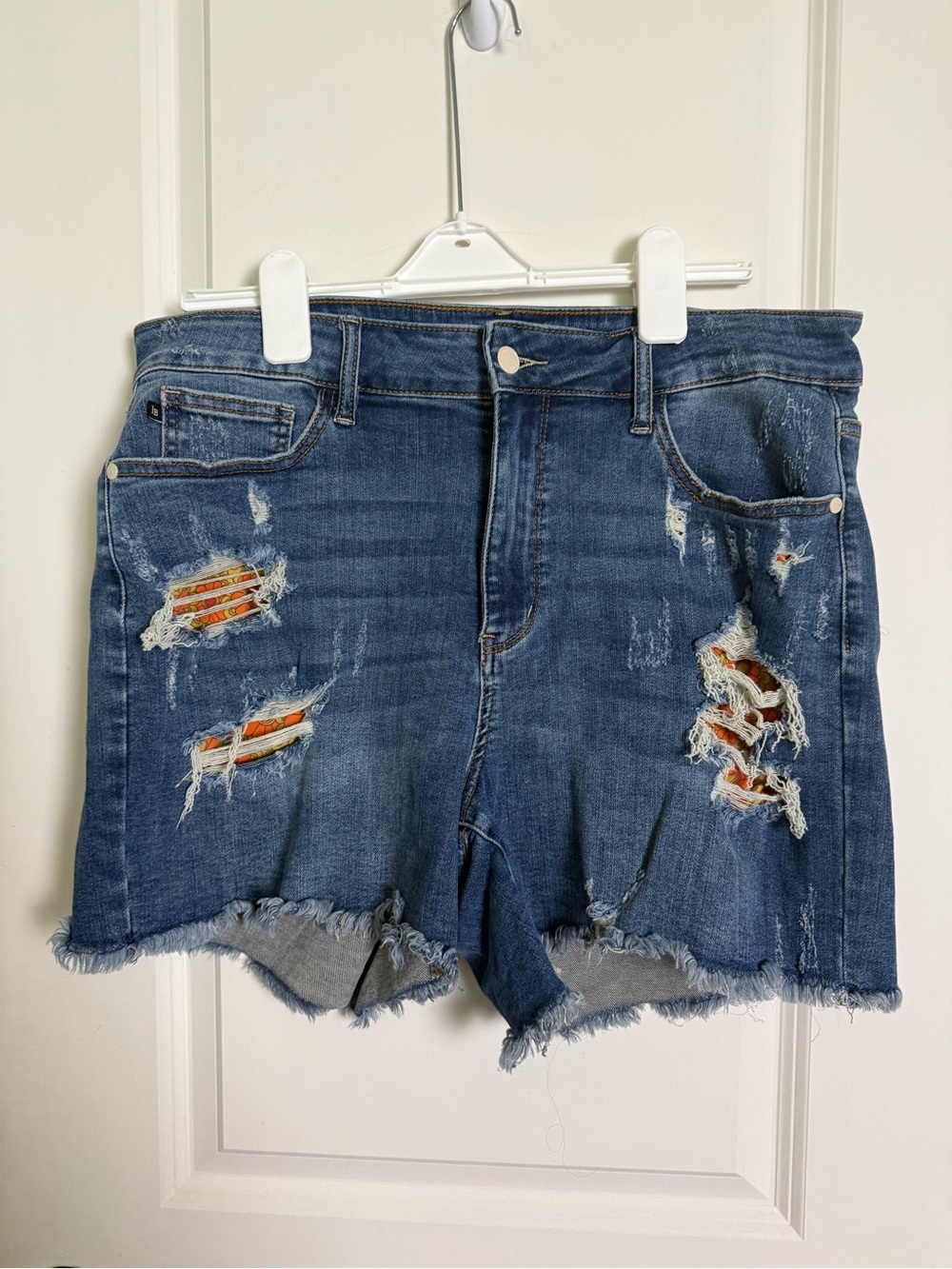 Judy Blue Medium Blue Distressed Denim Shorts with Orange Underlay